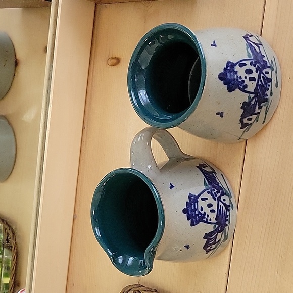 Great Bay Pottery Stoneware Creamer and Sugar Bowl w/Lid - Picture 1 of 8